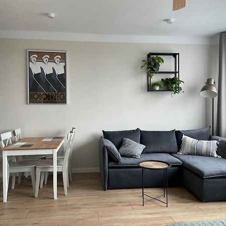Apartament Z Balkonem Ul Portowa Kolobrzeg Luaran gambar
